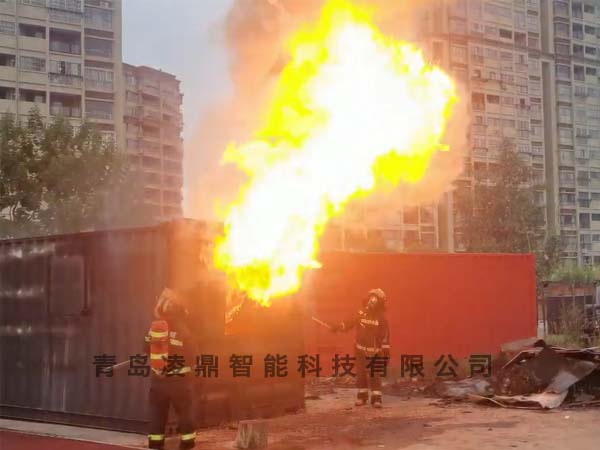 极端火灾实验箱